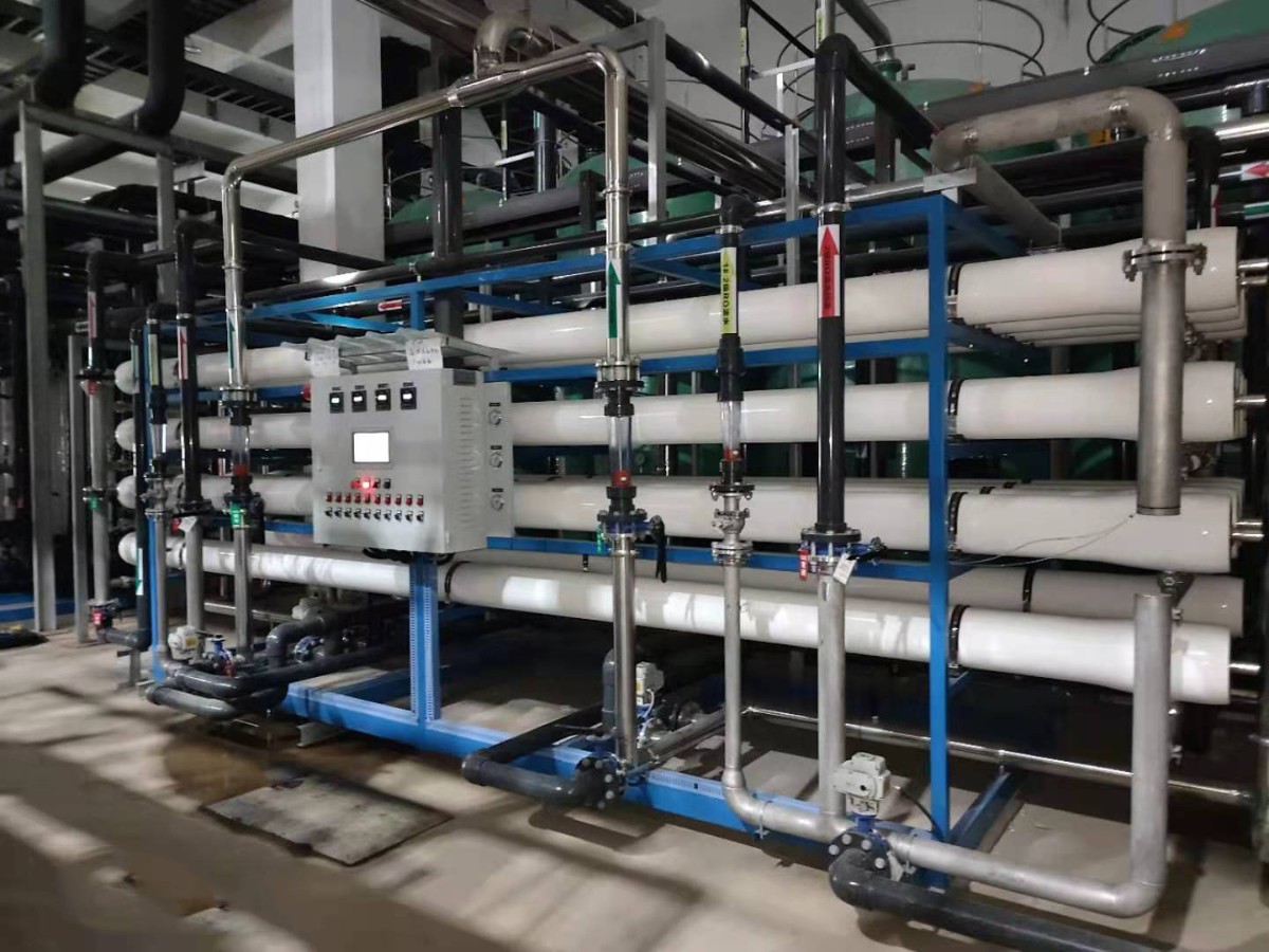 【瀚高中(zhōng)聯】雙級反滲透(tòu)設備安裝調試流程規範